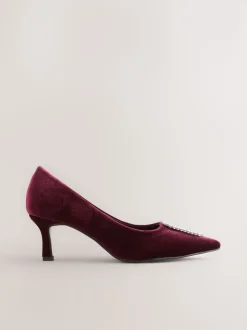 Velours rouge - Chaussures à talons pointus Forever Comfort avec bijoux