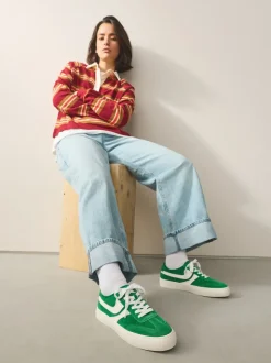 Vert - Baskets à lacets Forever Comfort® en daim à rayures latérales