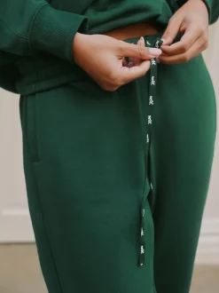 Vert - soi-même. Jogging à poignets