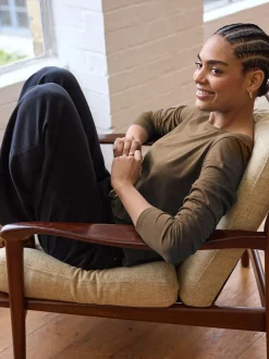 Vert olive - T-shirt à manches longues de cou d'équipage