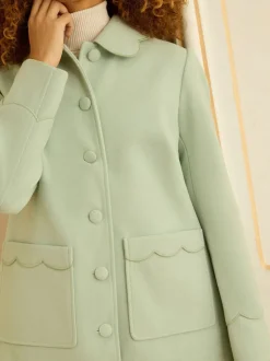 Vert pistachio - Love & Roses Manteau Dolly mi-long à bordures festonnées